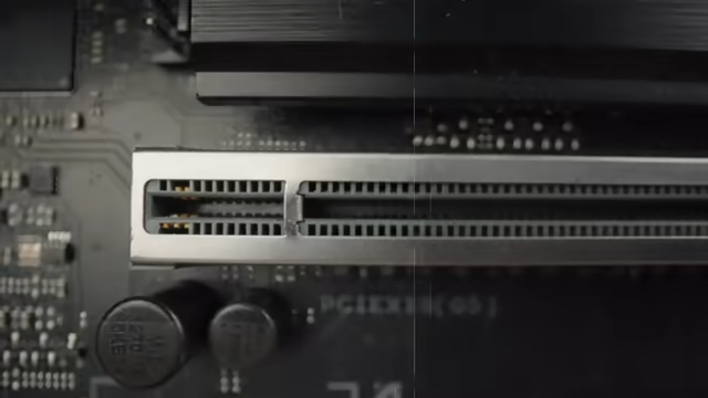 ASUS демонструє новий стандарт передачі енергії через PCIe: 250 Вт без кабелю і додаткових роз'ємів