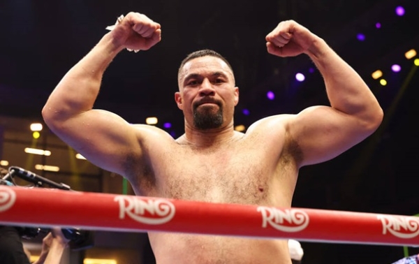 Паркер вперше зустрівся з Вордлі на битві поглядів Паркер вперше зустрівся з Вордлі на битві поглядів