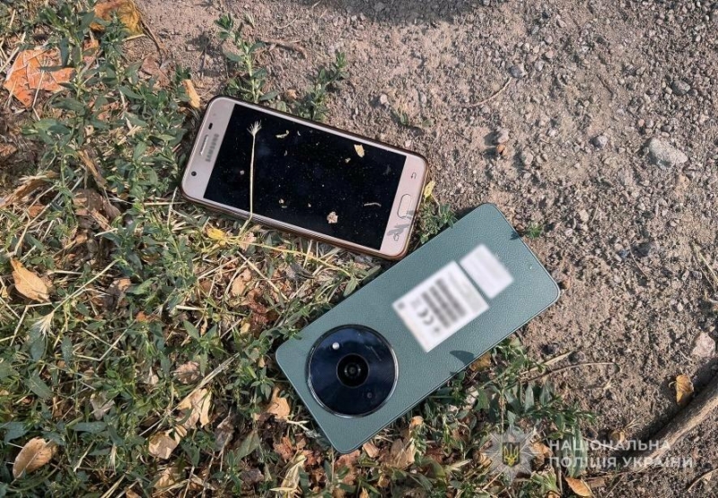 У Запоріжжі поліція затримала чоловіка, який вдарив перехожого та вкрав телефон