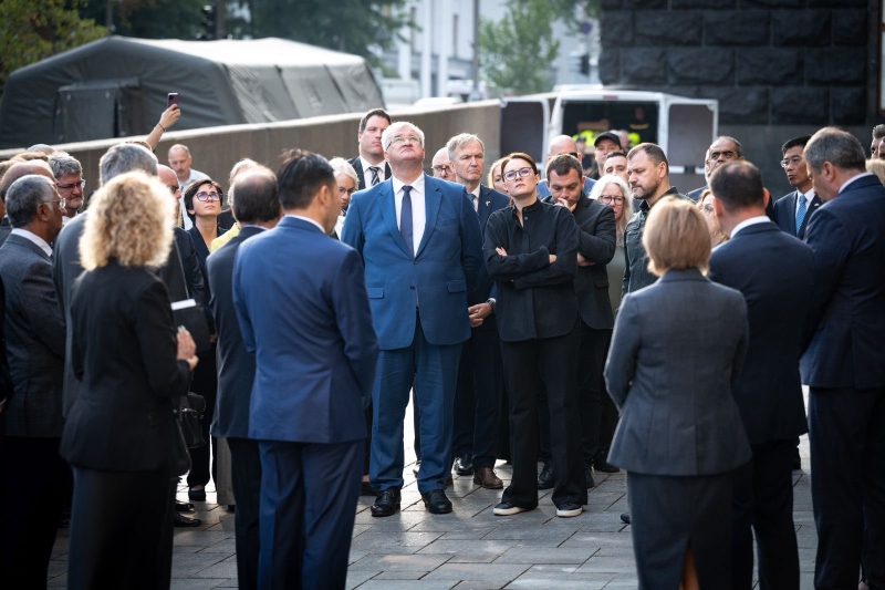 Свириденко показала іноземним дипломатам, що окупанти зробили із Кабміном