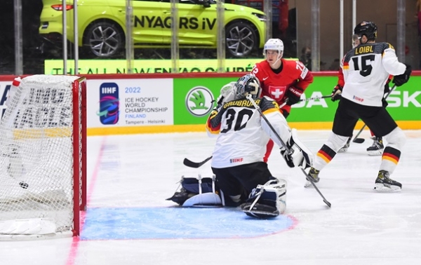 Швеція та Швейцарія перемогами завершили груповий раунд на ЧС з хокею Швеція та Швейцарія перемогами завершили груповий раунд на ЧС з хокею
