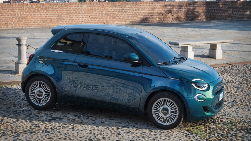 Новий Fiat 500 Hybrid: розкрито характеристики та ціни в Італії