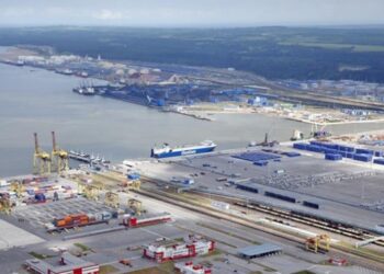 Найбільший нафтовий порт РФ зупинив роботу після атаки дронів – ЗМІ