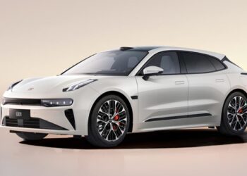 Оновлений Zeekr 001 потужністю 912 к.с. відкритий для попередніх замовлень у Китаї