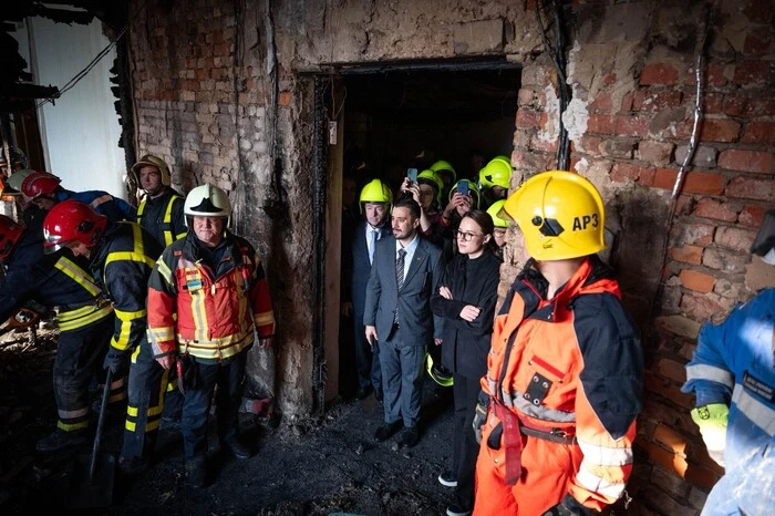 Свириденко показала іноземним дипломатам, що окупанти зробили із Кабміном