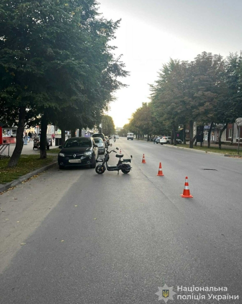 ДТП у Шостці: жінка на електровелосипеді постраждала через необережність водія