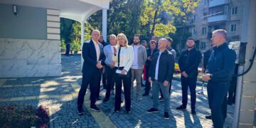 У Пересипському районі відкрили новий сучасний бювет: питна вода з артезіанської свердловини