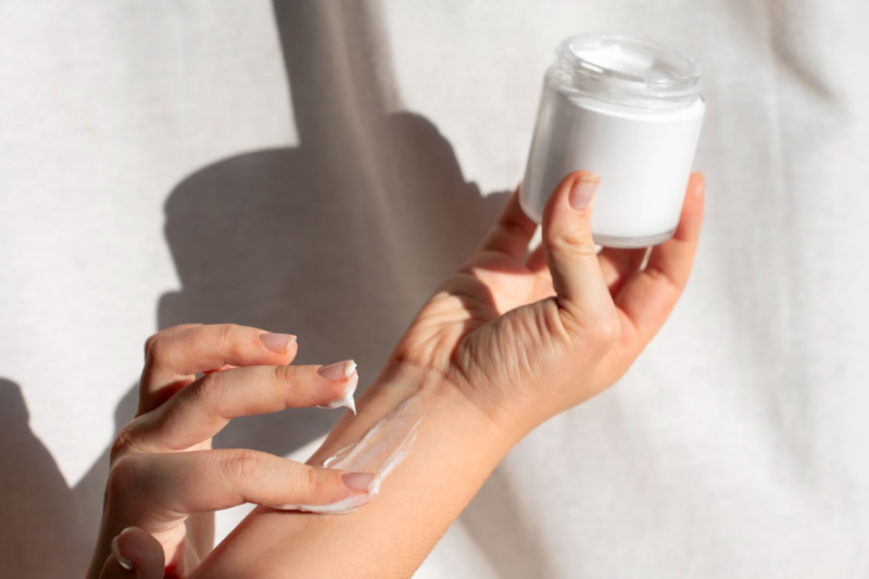 Бальзами для пошкодженої шкіри: найкращі інгредієнти для швидкого відновлення