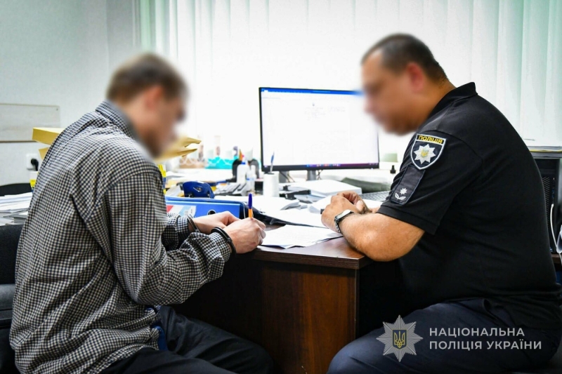 Нічний підпал у Запоріжжі: чоловік спалив Nissan через фінансовий конфлікт