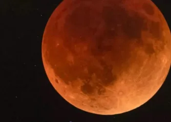 “Кривавий Місяць”: о котрій українці побачать повне місячне затемнення у ніч на 8 вересня