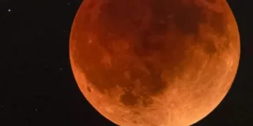 “Кривавий Місяць”: о котрій українці побачать повне місячне затемнення у ніч на 8 вересня