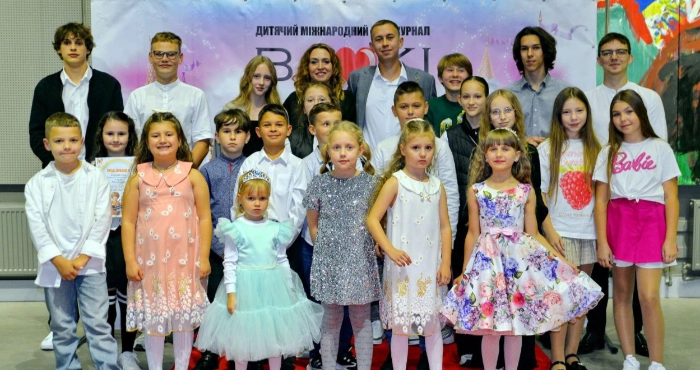 Маленькі зірки великого екрану: у Луцьку відбулася премʼєра дитячого кіножурналу «Байки»