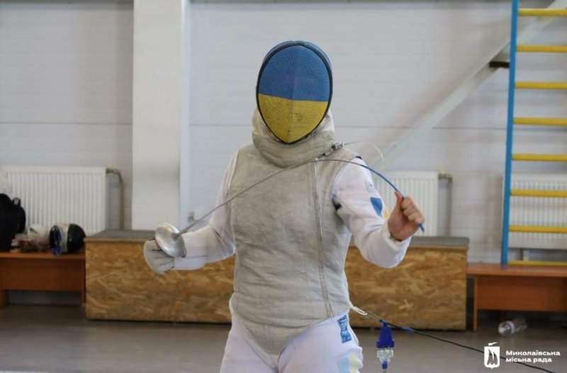 Миколаївські фехтувальники вийдуть на світову арену: захищатимуть Україну в Румунії