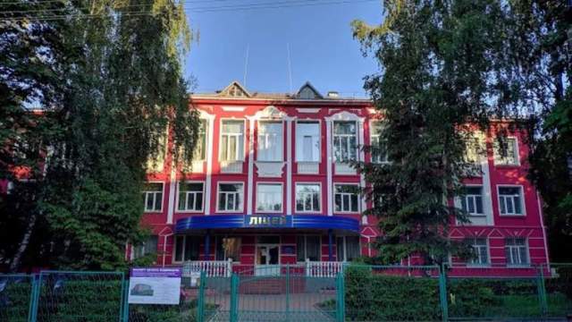 Найкращі та найгірші школи Рівного 2025 року