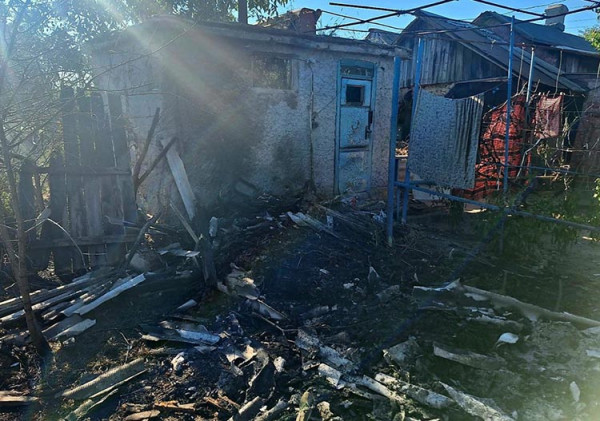 Під ударом ворога були Нікопольщина та Синельниківщина: загинув чоловік, зруйновані будівлі