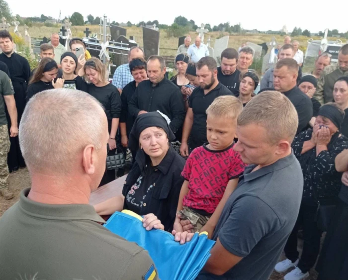 Підгайцівська громада попрощалися з полеглим захисником Миколою Дроздюком