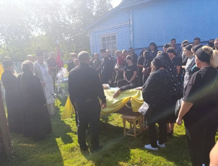 Підгайцівська громада попрощалися з полеглим захисником Миколою Дроздюком