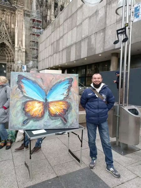 «Повернутися можна, але куди?»: Як живеться в Німеччині військовому з Маріуполя після російського полону