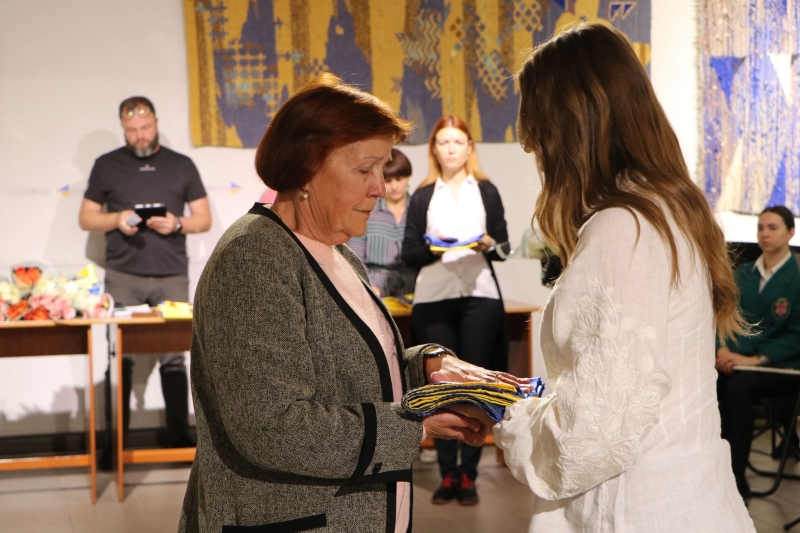 Рідним загиблих Захисників України вручили відзнаки Полтавської громади