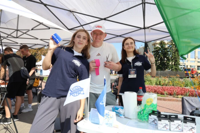 Робототехніка, дрони та досліди: у Луцьку – XІ Наукові пікніки. ФОТО