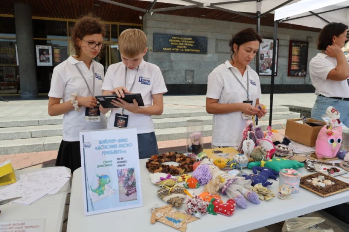 Робототехніка, дрони та досліди: у Луцьку – XІ Наукові пікніки. ФОТО