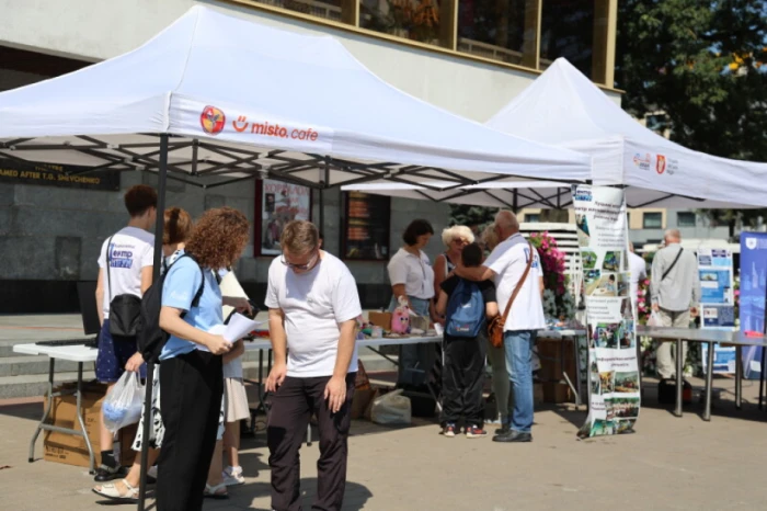 Робототехніка, дрони та досліди: у Луцьку – XІ Наукові пікніки. ФОТО