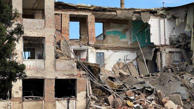 Росіяни розбомбили вщент швейну фабрику власника Рівненського льонокомбінату