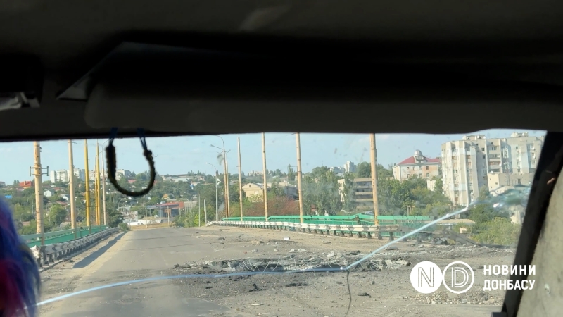 Що відбувається у Херсоні: Атаки на Острів, евакуація та контрасти життя під вогнем росіян