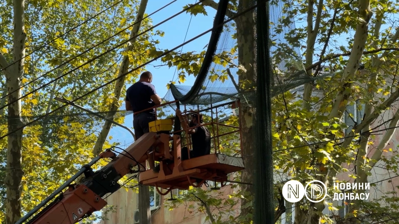 Що відбувається у Херсоні: Атаки на Острів, евакуація та контрасти життя під вогнем росіян