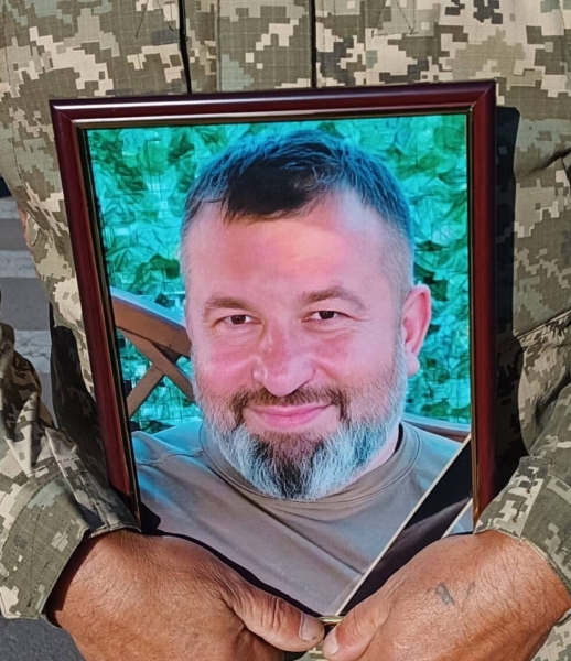 Сум’яни попрощалися із захисником Сергієм Погорєловим