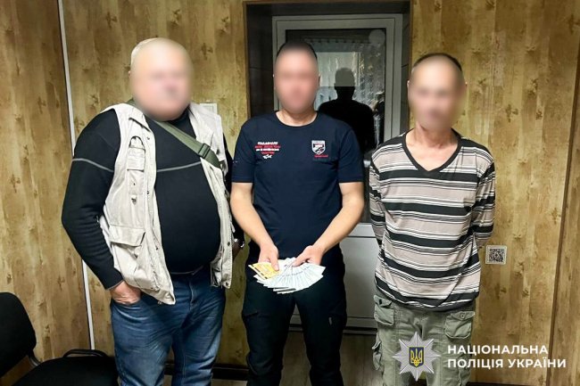 Таксист поцупив у пасажира зі Здолбунова 150 тис. грн