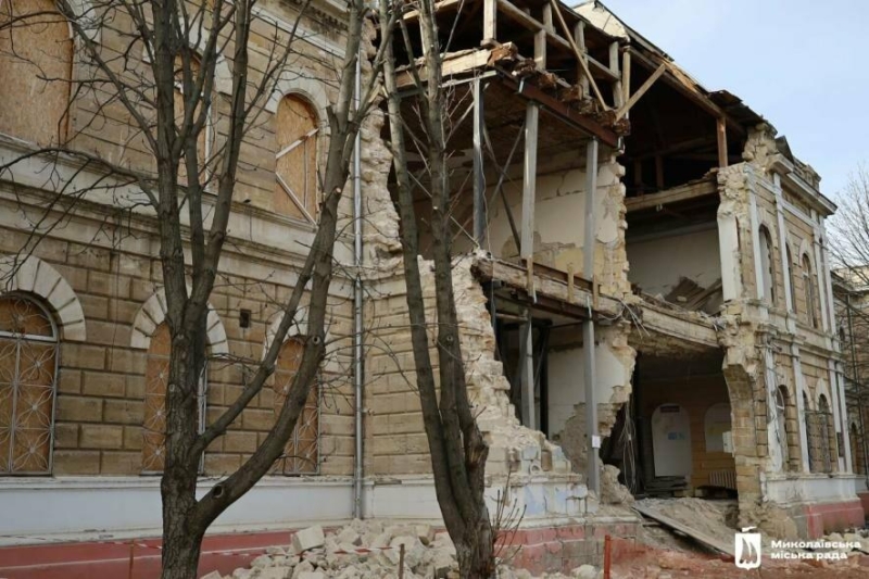 У Миколаєві відновлюють ліцей імені Аркаса після обстрілів: що вже зроблено, - ВІДЕО