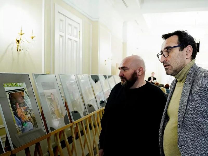 У Полтаві презентували виставку «Маршрут незламності» з нагоди Дня туризму від полтавських нацгвардійців