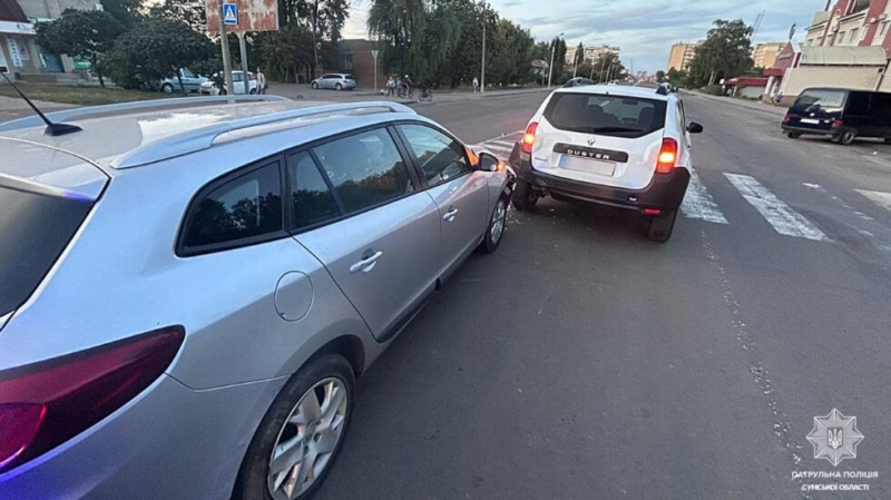 У Сумах зіткнулися два «Рено»