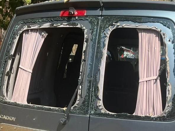 Внаслідок обстрілів у Нікополі поранено двох людей