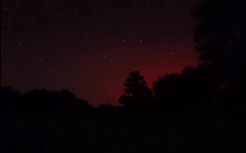 Вночі над Сумщиною бачили полярне сяйво