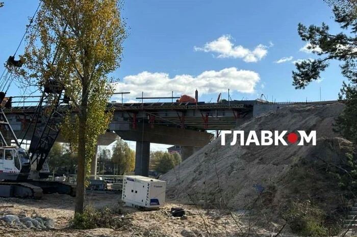 Відкрито відновлений Хотянівський міст, зруйнований у лютому 2022 року (відео)