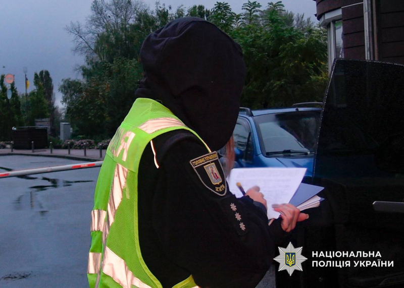 У Києві в авто знайдено тіло блогера з простреленою головою