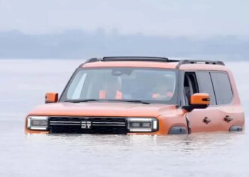 Позашляховик преміального бренду Chery перетнув найбільшу річку Китаю