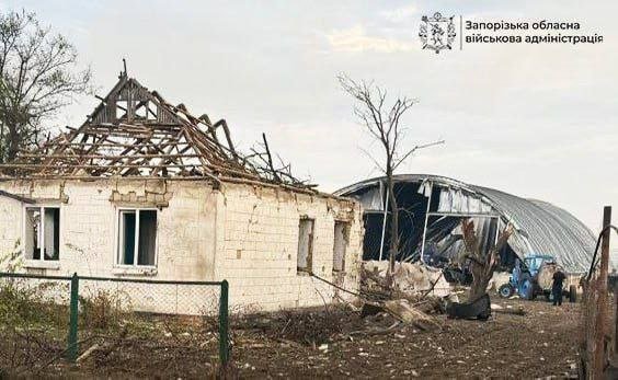 У Запорізькій області внаслідок ворожих обстрілів поранено літнього чоловіка