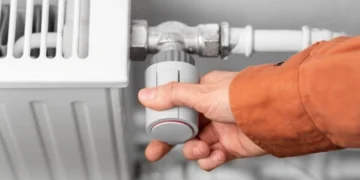 Опалювальний сезон: Кличко повідомив, коли кияни отримають тепло