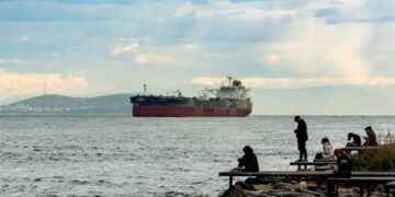 Індія почала скуповувати нафту з Іраку та Катару – Bloomberg