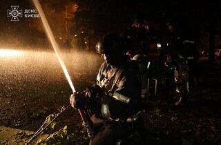 Комбінована атака на Київ: загинуло двоє людей, 30 постраждали (фото)