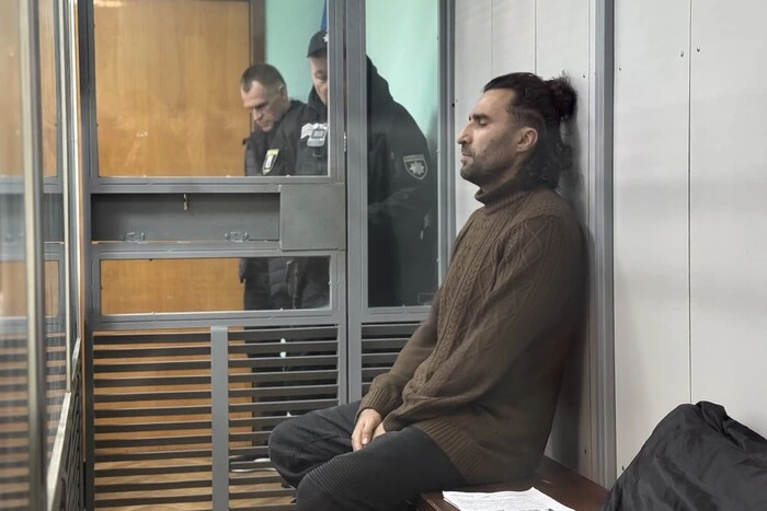 Побиття велосипедиста у Києві: суд змінив запобіжний захід водію Mercedes