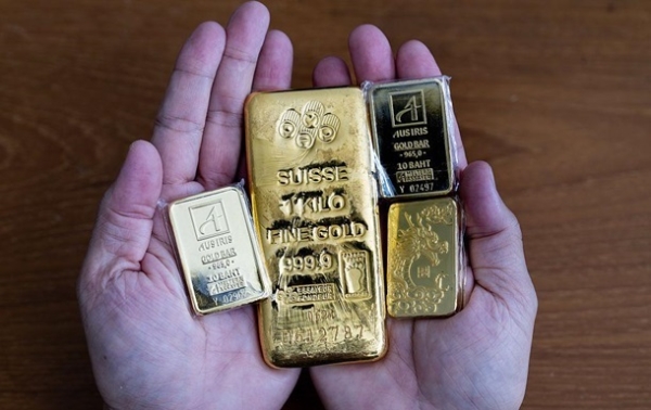 Ціна на золото продовжує бити рекорди Ціна на золото продовжує бити рекорди