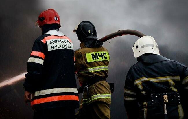 В окупованій Феодосії палає нафтобаза: дим видно на 12 км