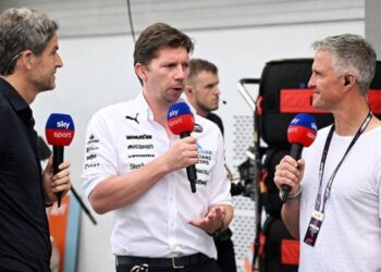 Ральф Шумахер висловився про боротьбу за чемпіонство двох пілотів Макларена