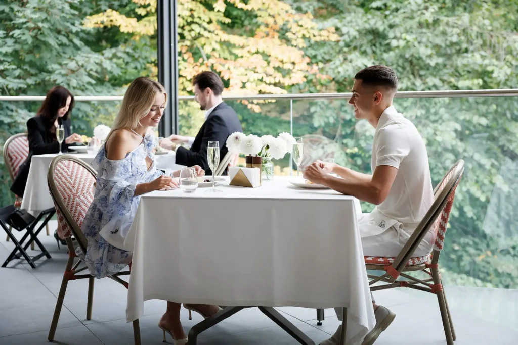 ресторан біля стрийського парку Lu