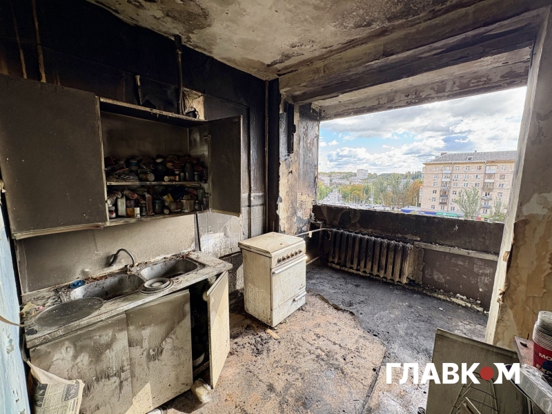 Росіяни розбомбили у Києві квартиру хорового диригента, який пережив блокаду Ленінграда (фото, відео)
