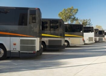 Імпорт автобусів в Україну зріс на третину